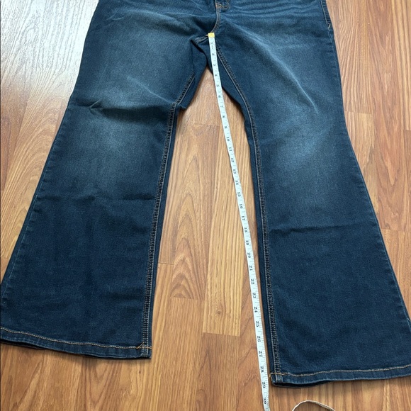 Torrid Luxe Slim Bootcut Super Stretch Sz 16 - Picture 5 of 8